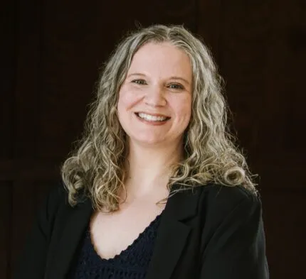 Headshot of Melanie-Castellese