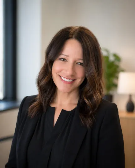 Headshot of Rachel Egelhof